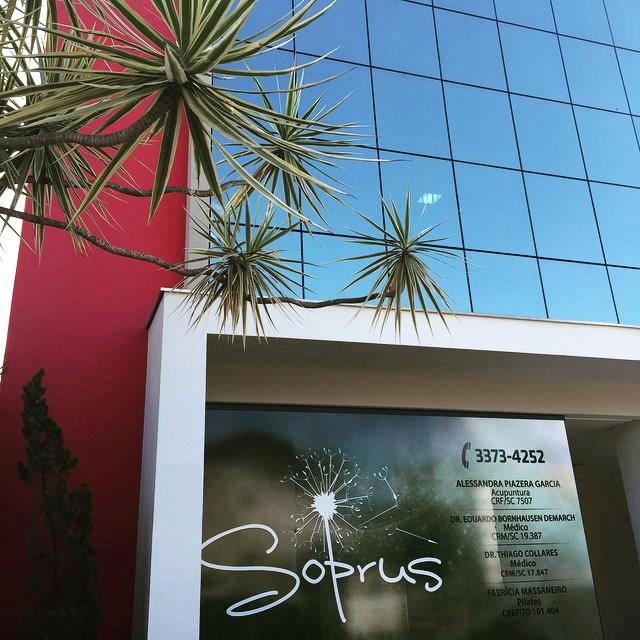 DR. EDUARDO BORNHAUSEN DEMARCH - Foto 1